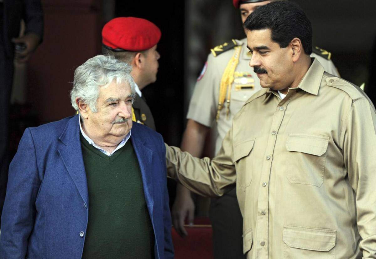 Pepe Mujica Y Nicolas Maduro